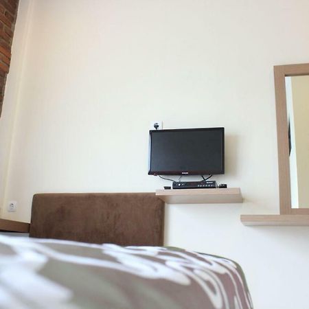 Amerta Giri Guest House โวโนโซโบ ภายนอก รูปภาพ