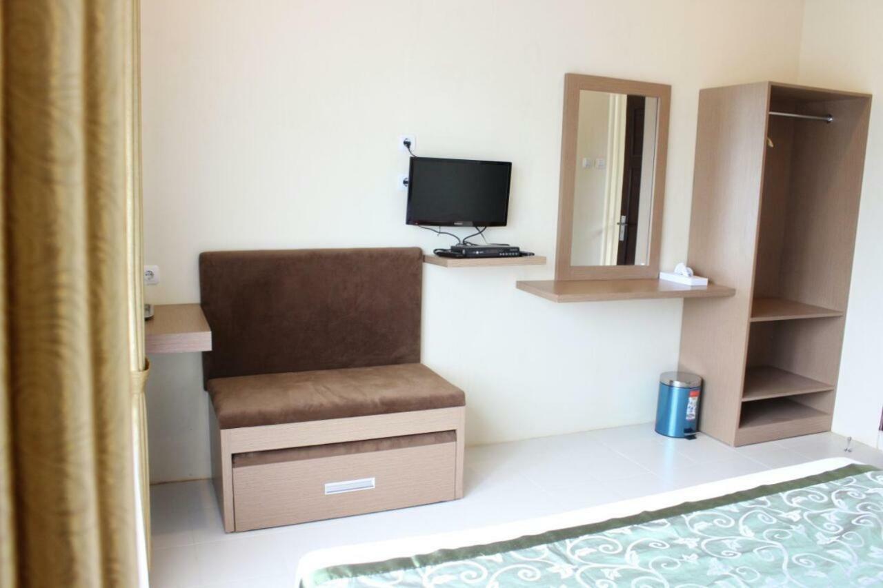 Amerta Giri Guest House โวโนโซโบ ภายนอก รูปภาพ